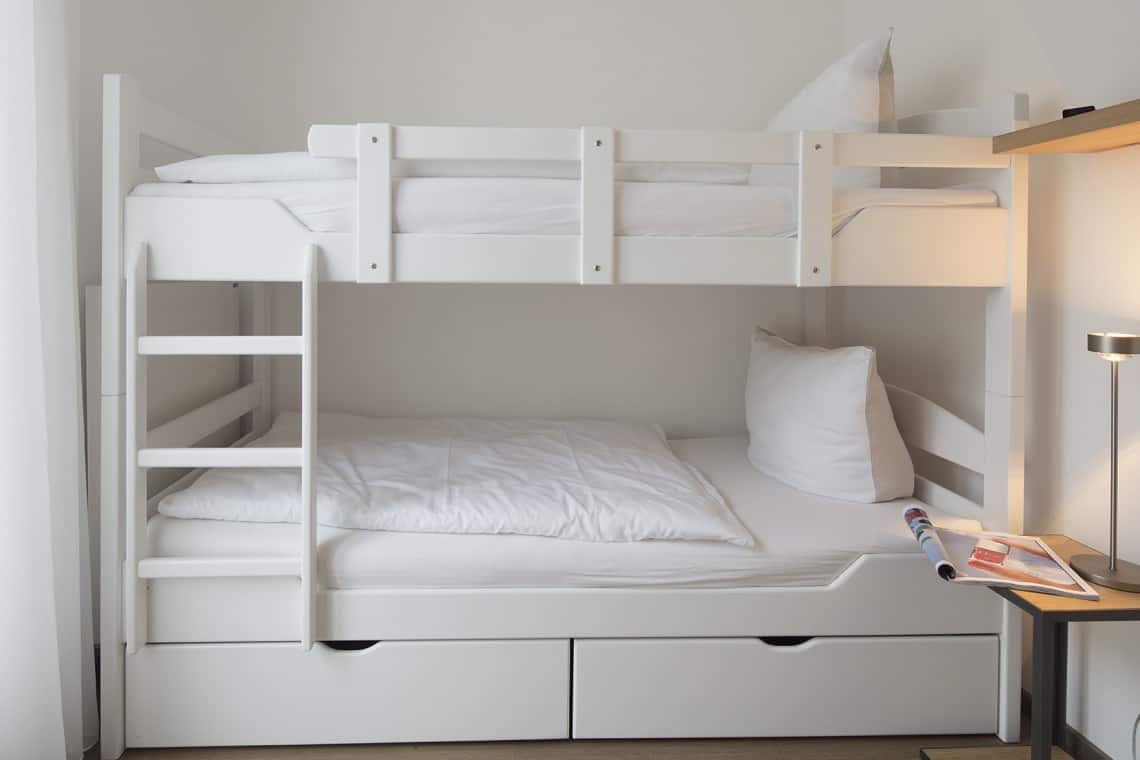 Hummer 1 OG Schlafzimmer 2 Gästehaus MeerBlickD21