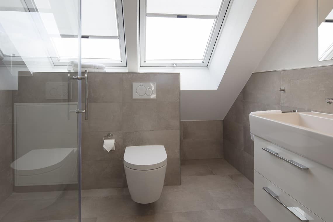 Hummer 2 DG Bad mit Galerieschlafzimmer Gästehaus MeerBlickD21